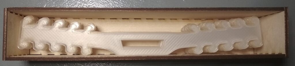 Masku turētāji kastītē