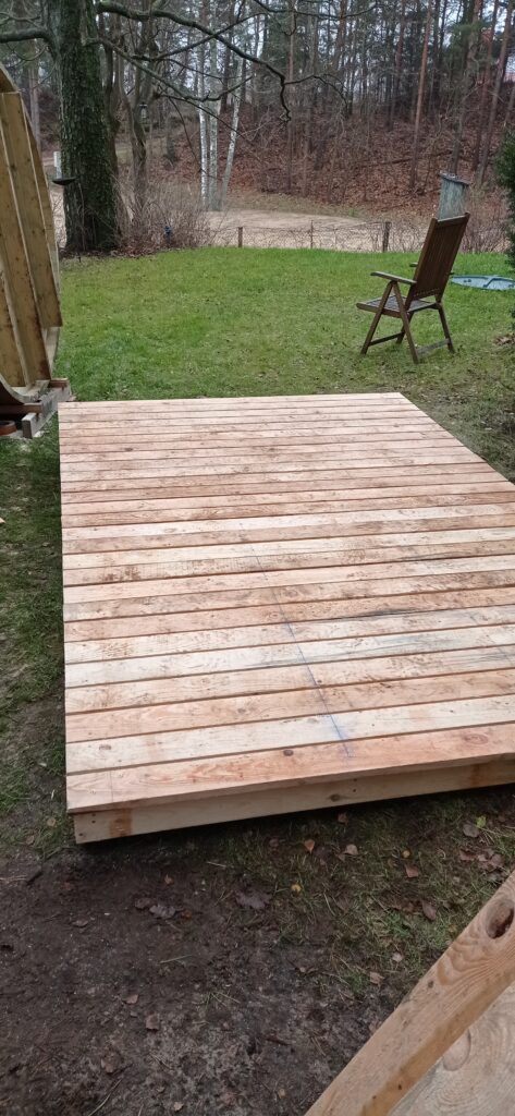 Gatavā terase pirms krāsošanas